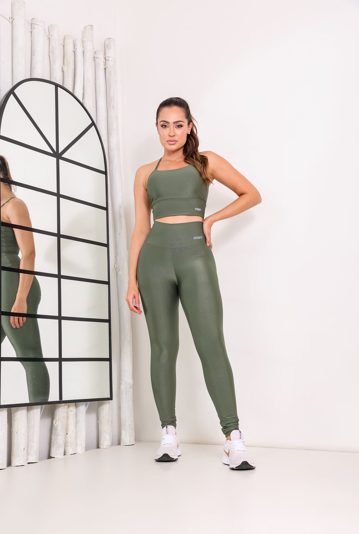 Conjunto Legging Wonder Verde Militar
