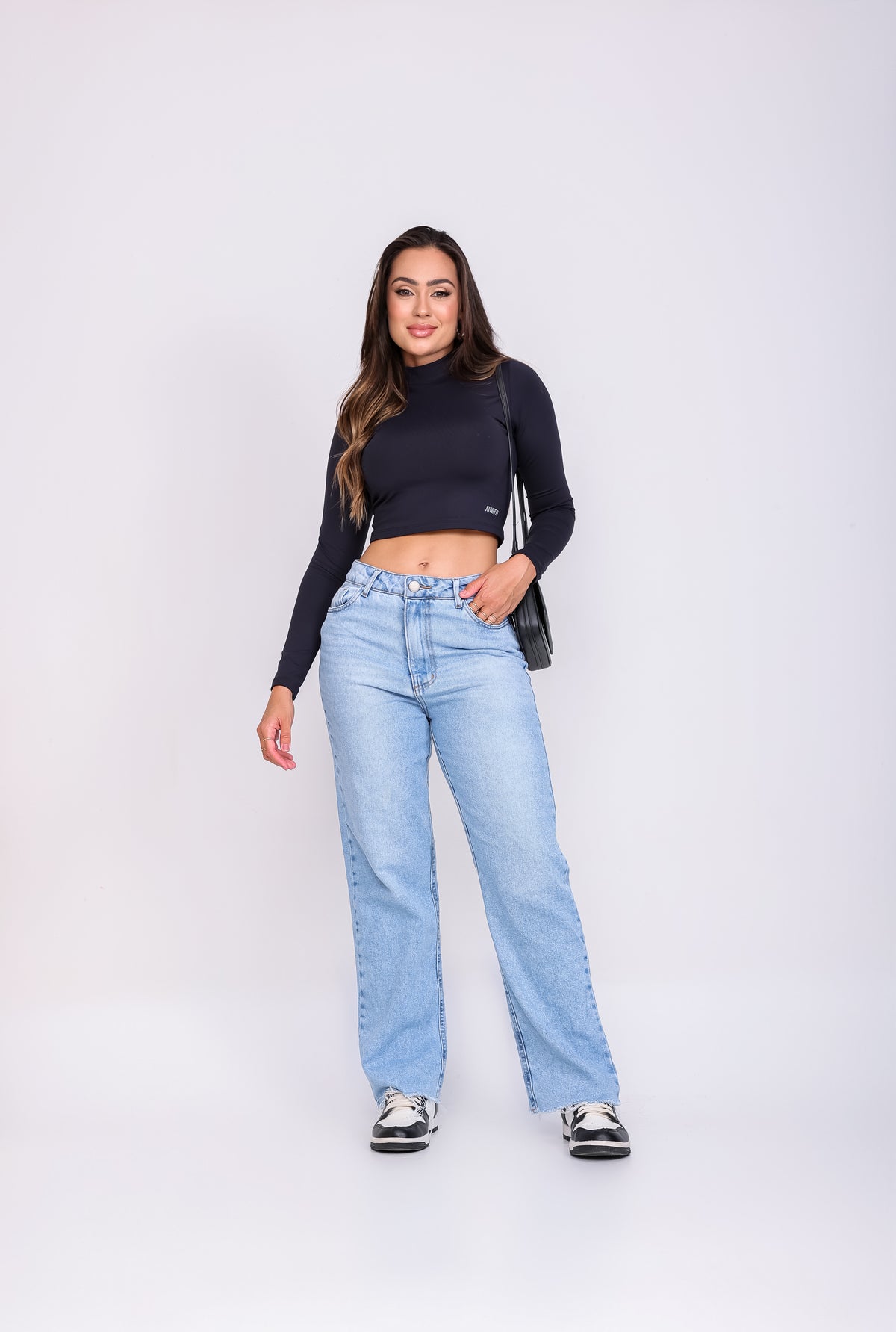 Cropped Cacharrel Preto