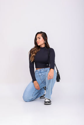 Cropped Cacharrel Preto